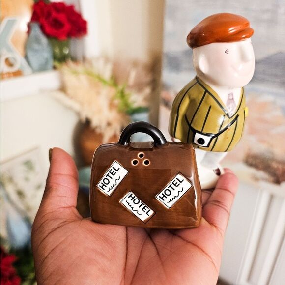 New RARE 1992 Five & Dime Tourist Man With Suitcase Salt & Pepper Shaker. - Picture 3 of 15